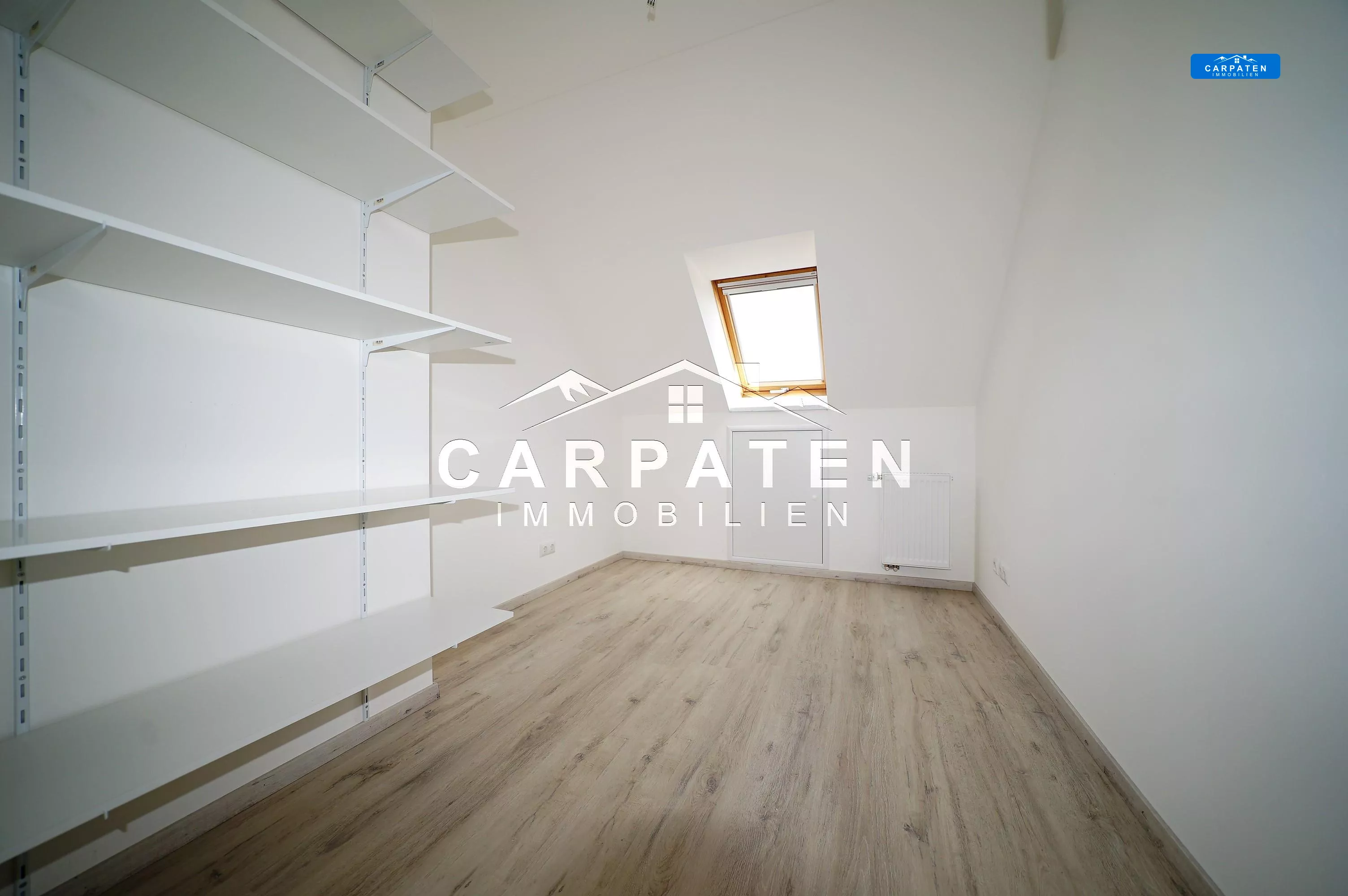 Hauswirtschaftsraum DG