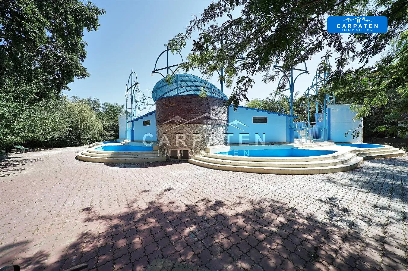 C69 Pools mit schwefelhaltigem Wasser