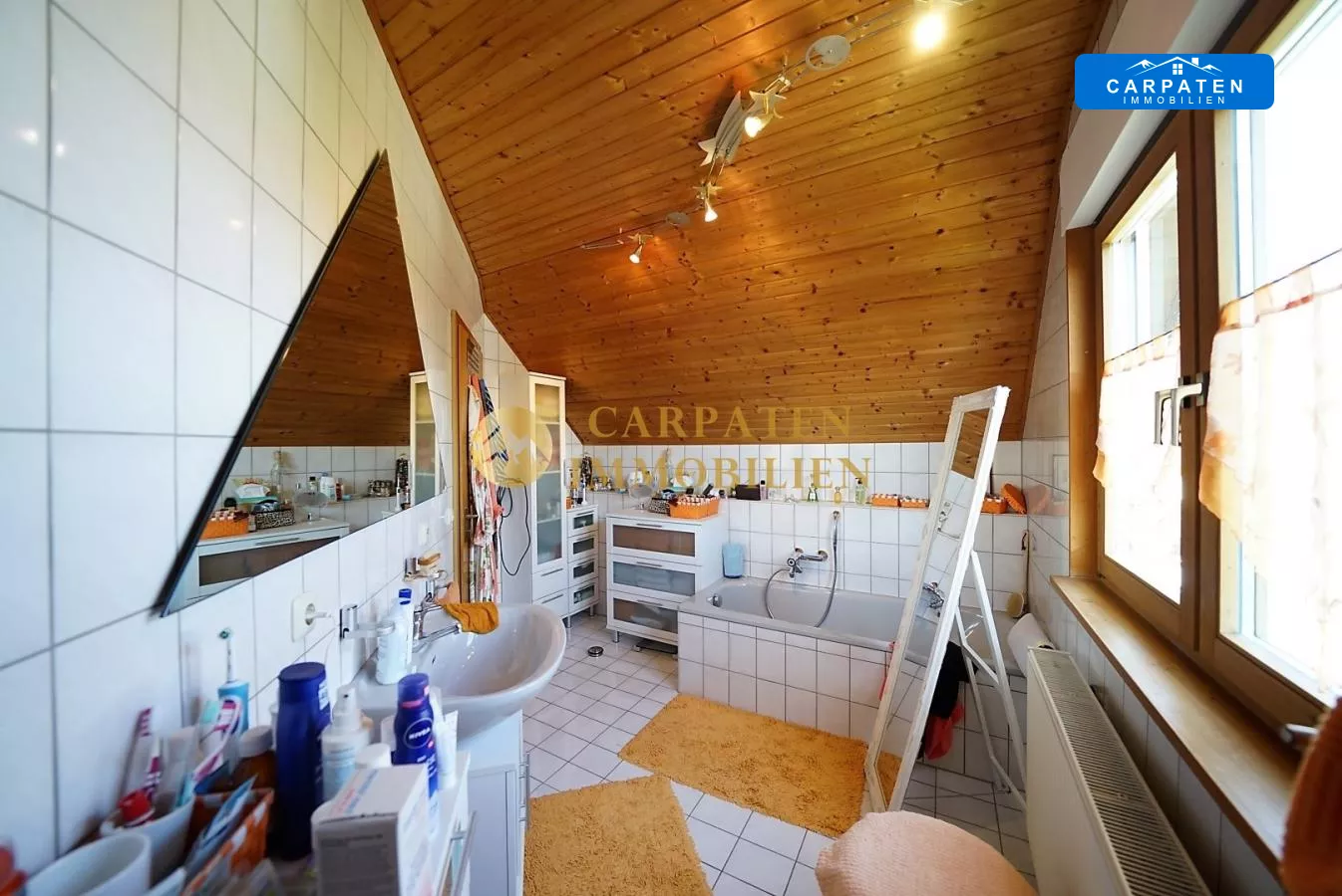 Badezimmer OG.