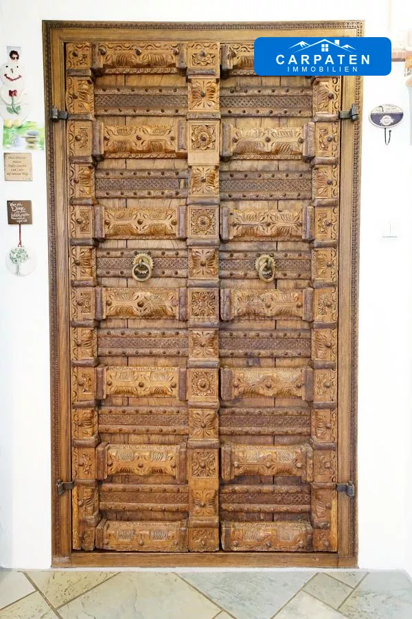 Holztür Speisekammer EG