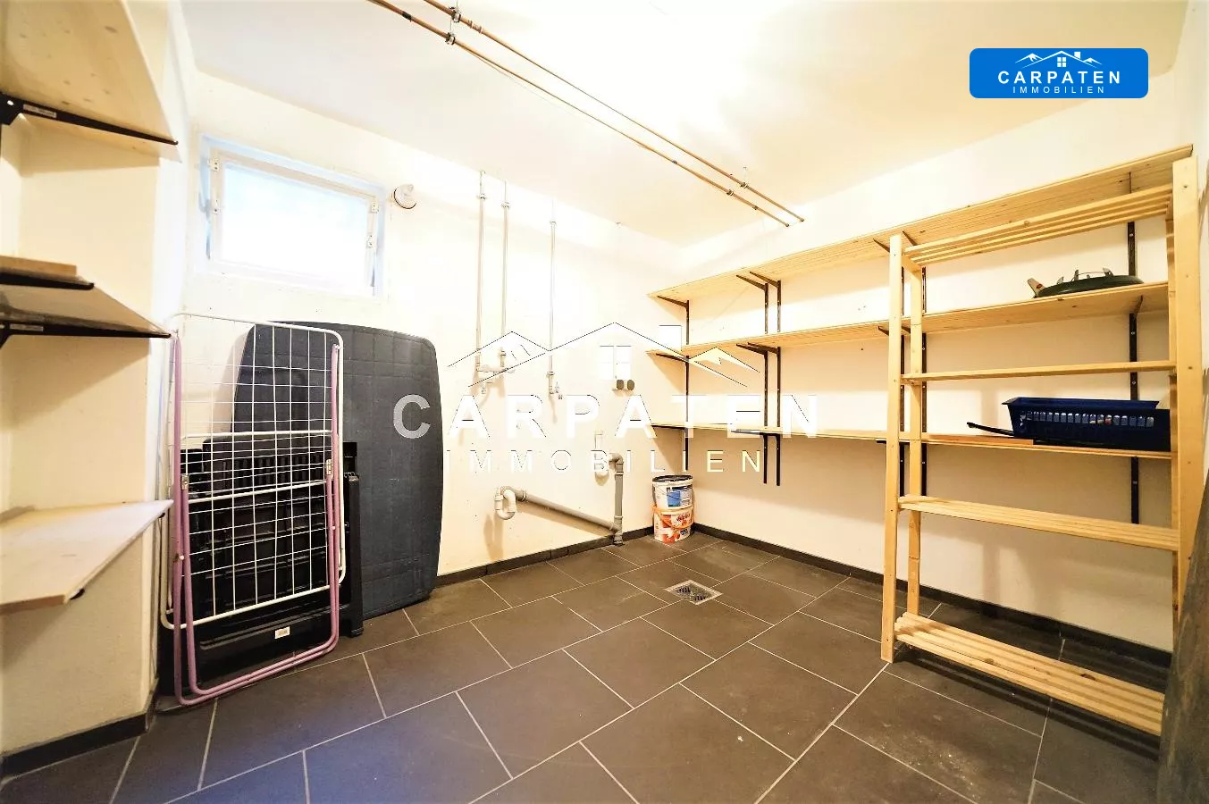 Hauswirtschaftsraum KG