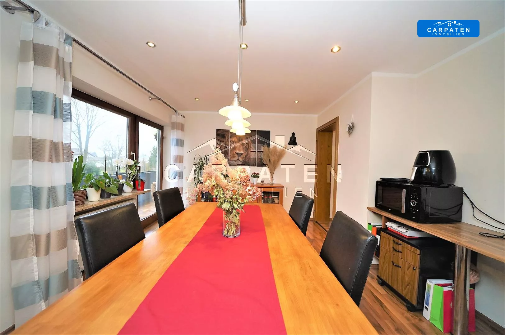 Esszimmer/Kinderzimmer DG