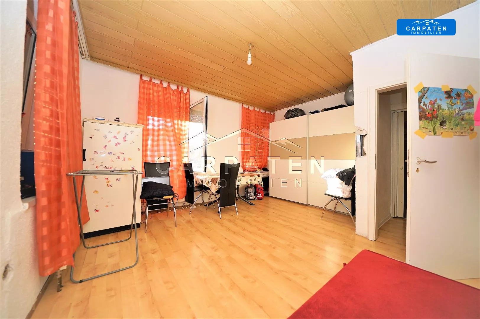 Schlafzimmer Whg. li. EG