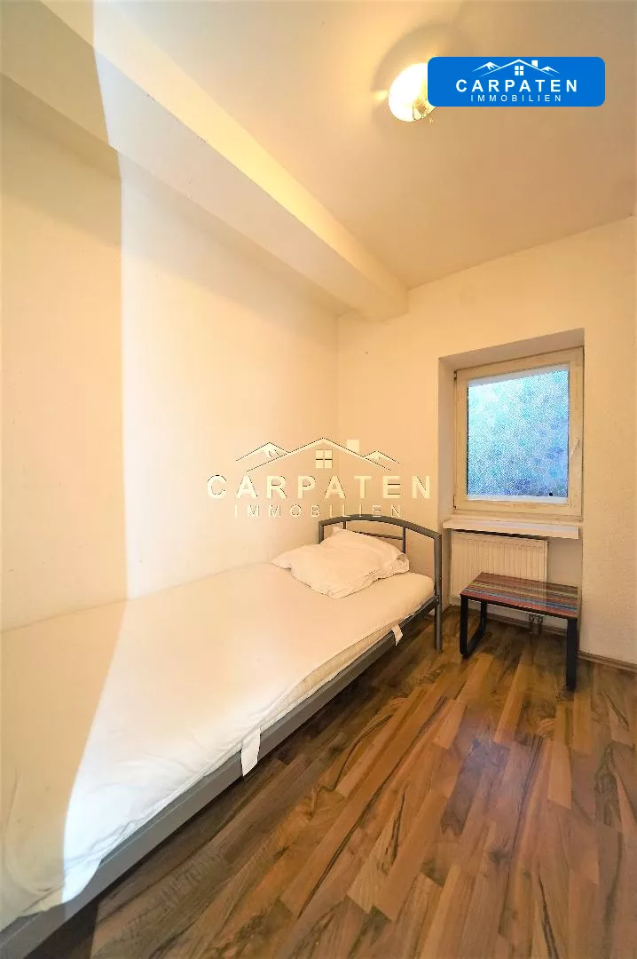 Schlafzimmer 1 Whg. EG Nebengebäude