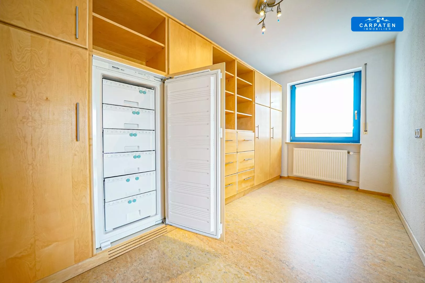 Hauswirtschaftsraum mit Schreinerschrank