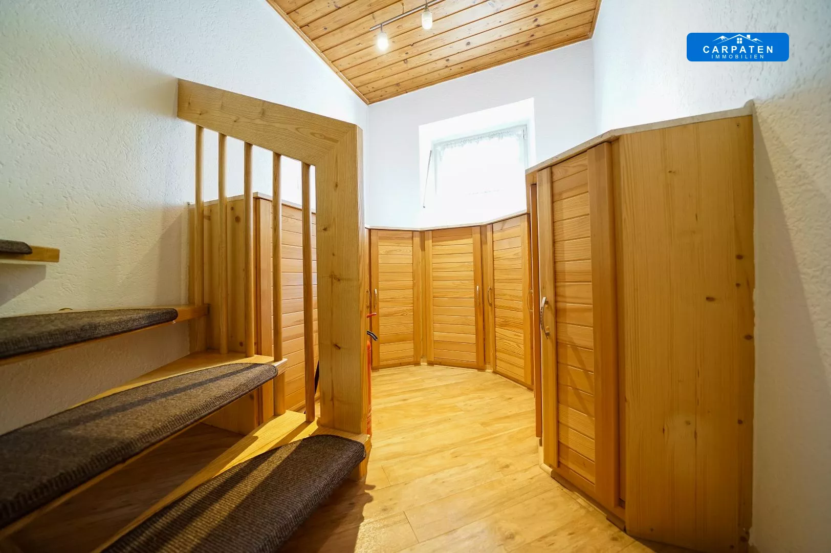 Einbauschuhschrank Flur OG