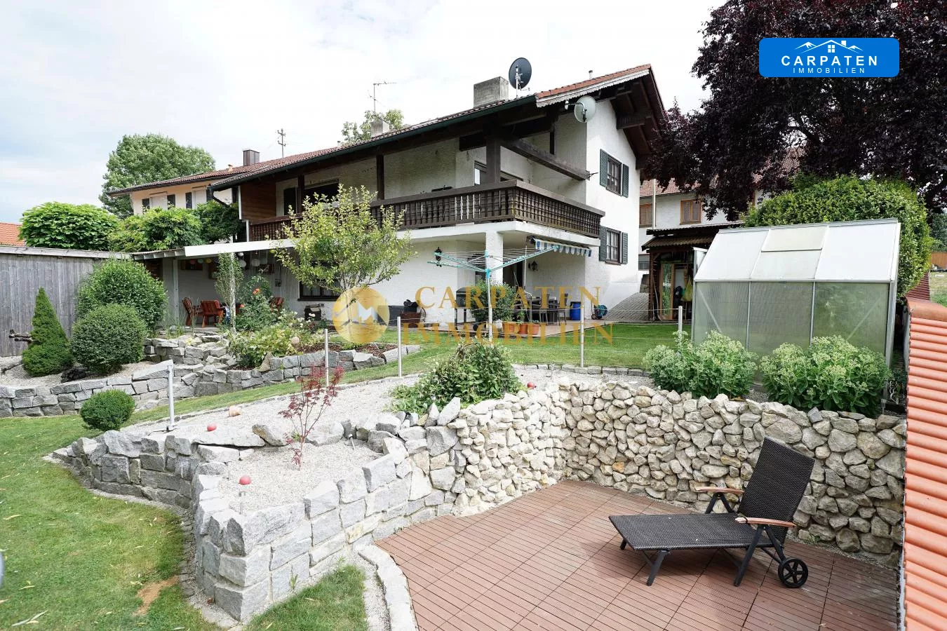 Ansicht Haus und Garten