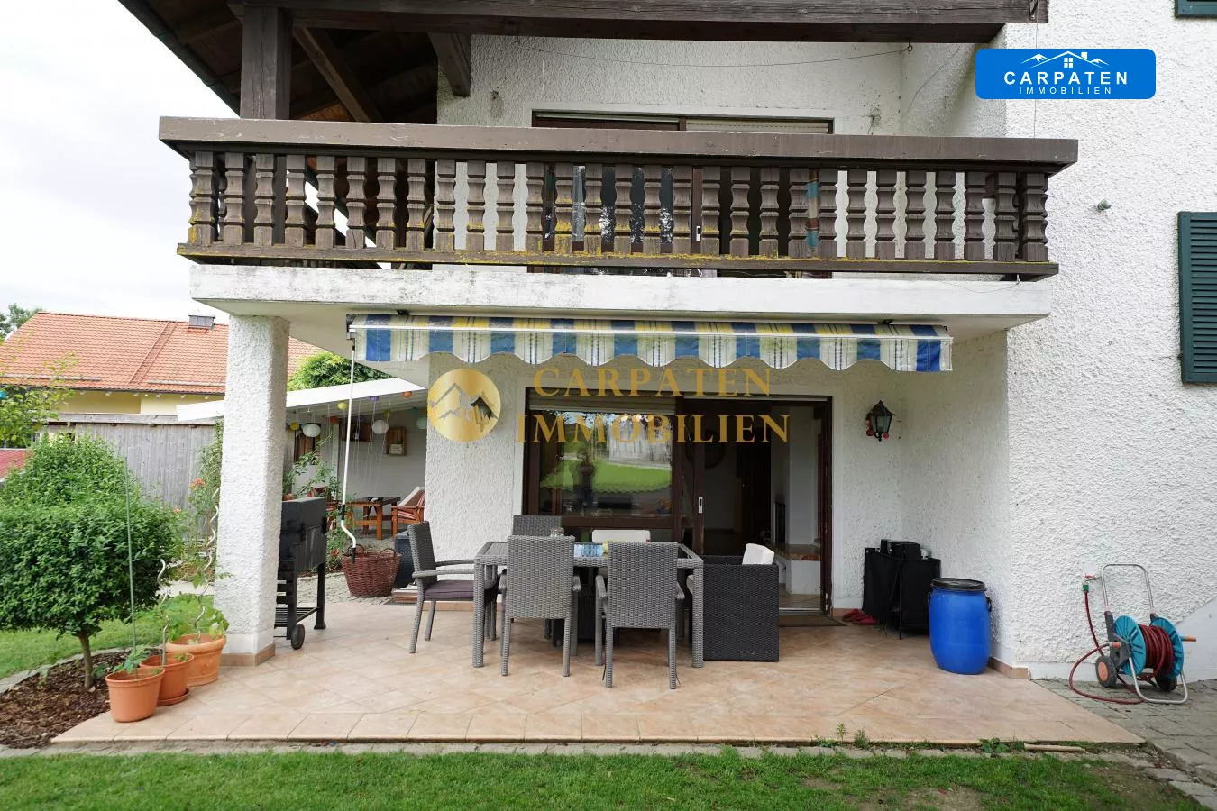 Balkon und Terrasse West