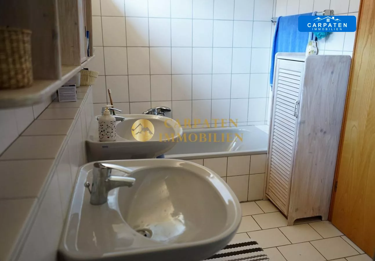Badezimmer OG.