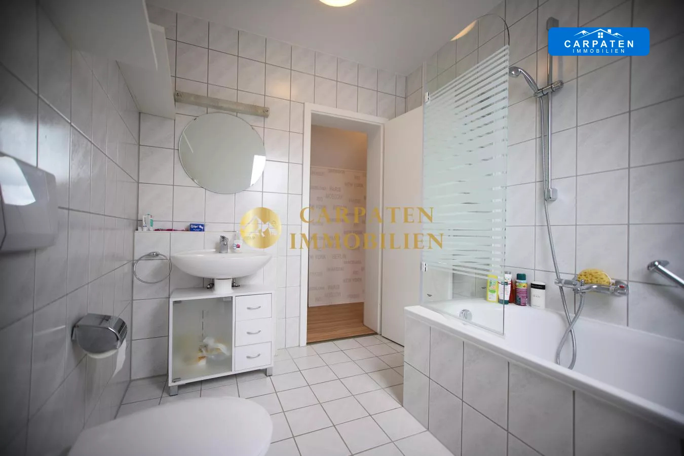 Badezimmer DG.