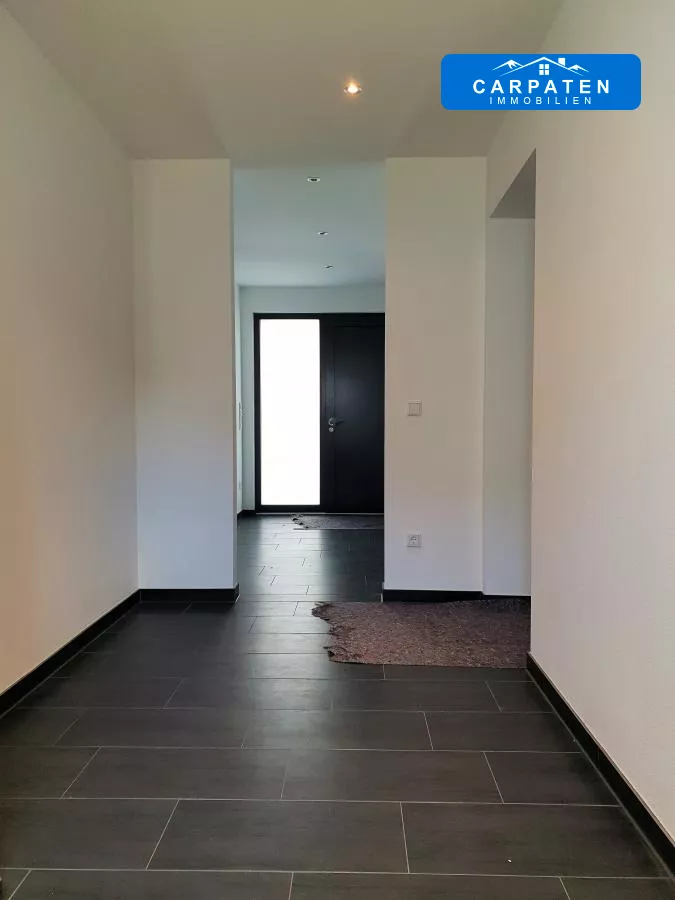 Flur EG zum Garge, Heizraum un