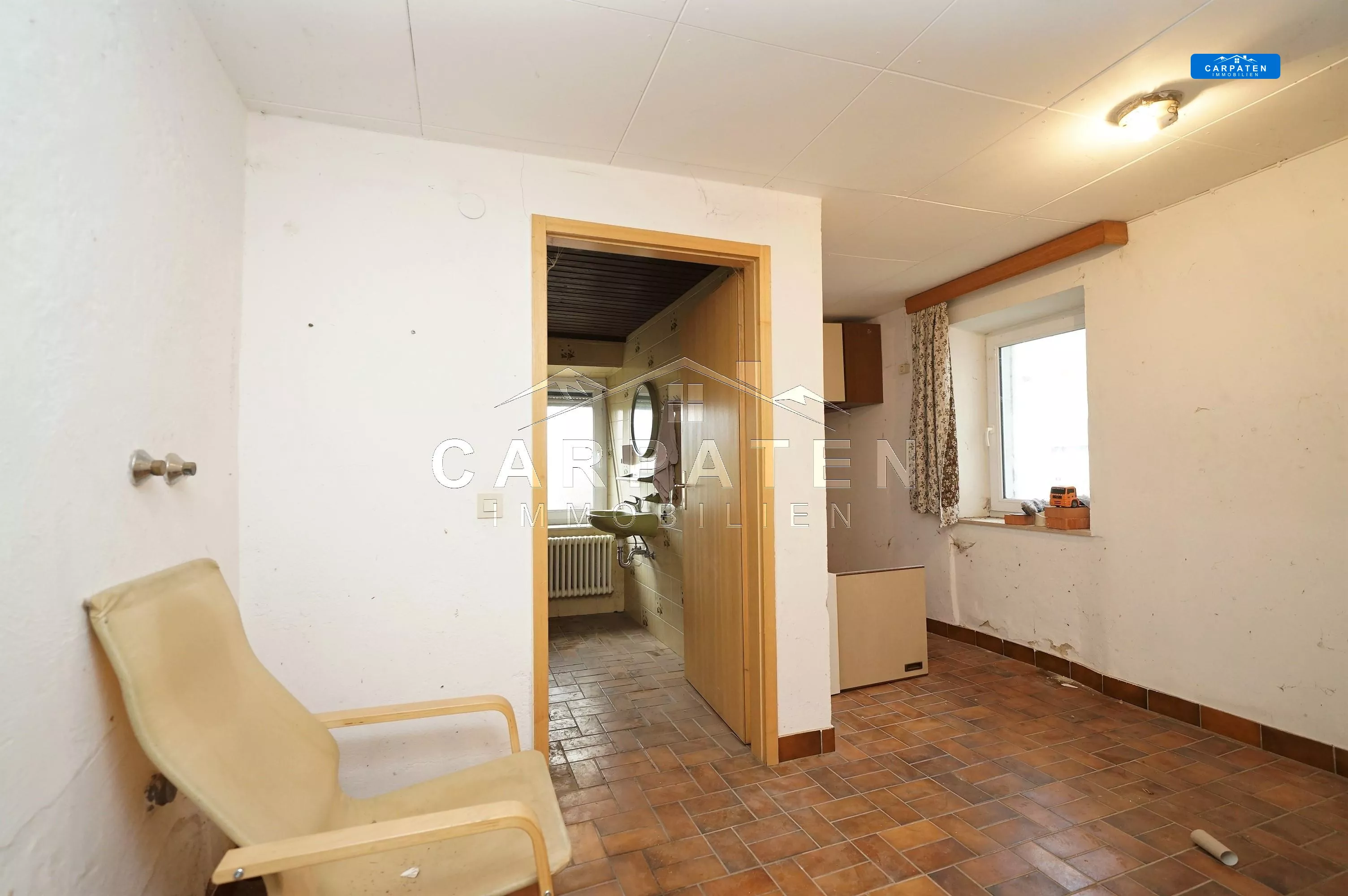 Ansicht Bad u. Zimmer UG